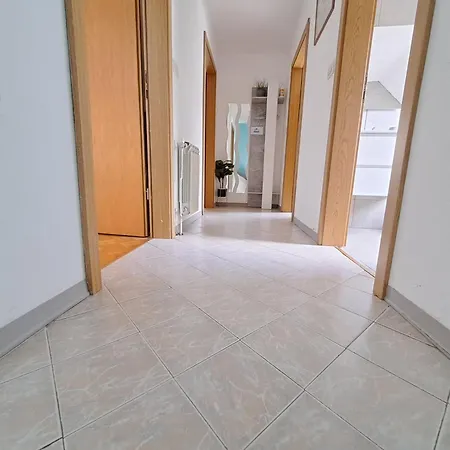 In House * Bovec