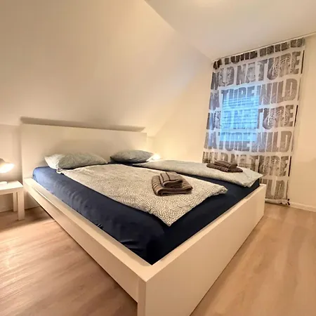 Apartma In House *